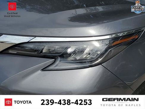 Certified 2025 Toyota Sienna XLE FWD image 15