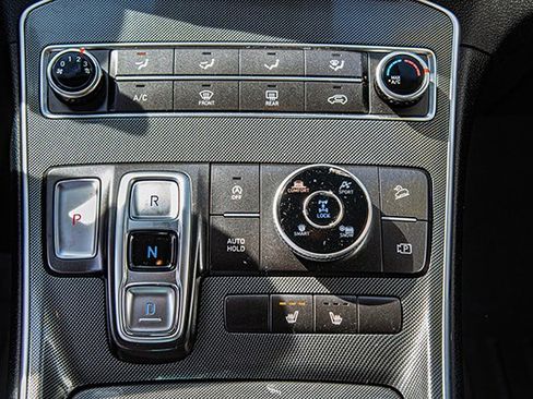 Used 2022 Hyundai Santa Fe SEL image 19