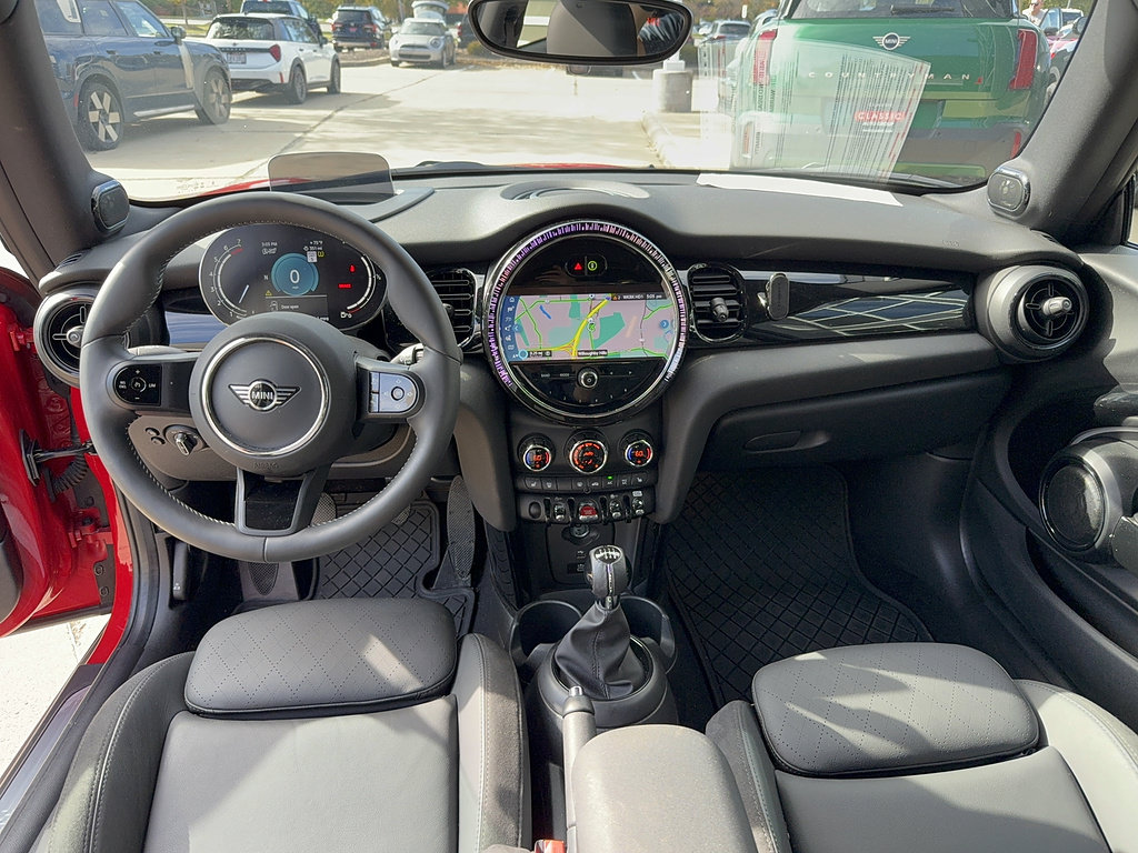 Used 2024 MINI Cooper S FWD image 6