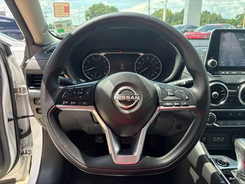 Used 2024 Nissan Sentra SV FWD image 21