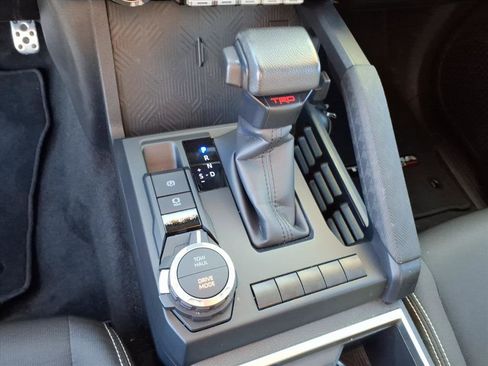 Used 2024 Toyota Tacoma TRD Sport image 33