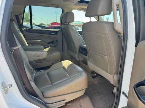 Used 2018 GMC Yukon SLT w/ Open Road Package AWD/4WD image 14