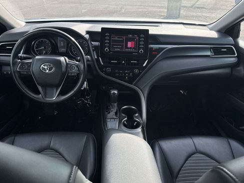 Used 2024 Toyota Camry SE FWD image 14