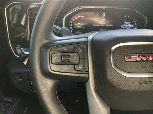 Used 2023 GMC Sierra 1500 SLT w/ SLT Premium Plus Package AWD/4WD image 15