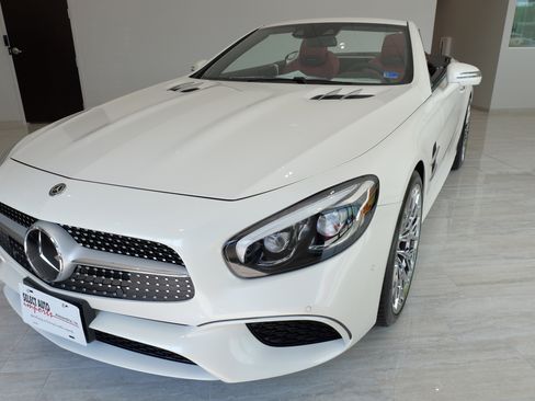 Used 2018 Mercedes-Benz SL 550 image 5