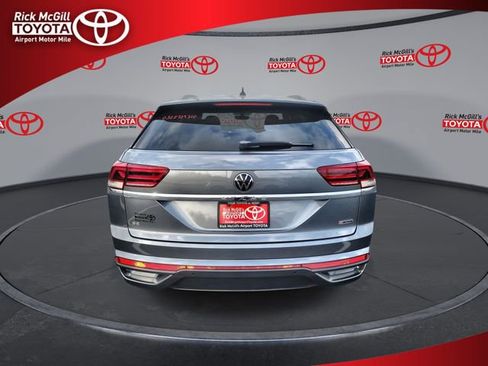 Used 2020 Volkswagen Atlas Cross Sport SE image 7