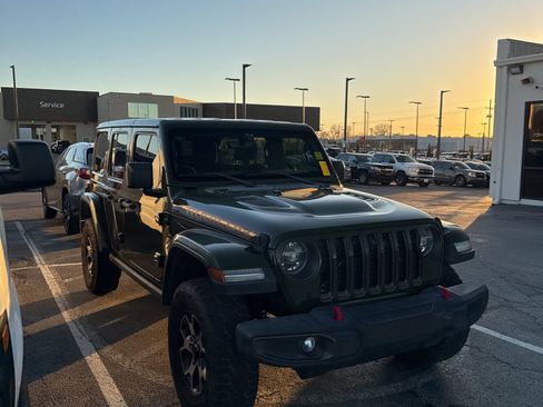 Used 2021 Jeep Wrangler Unlimited Rubicon image 2