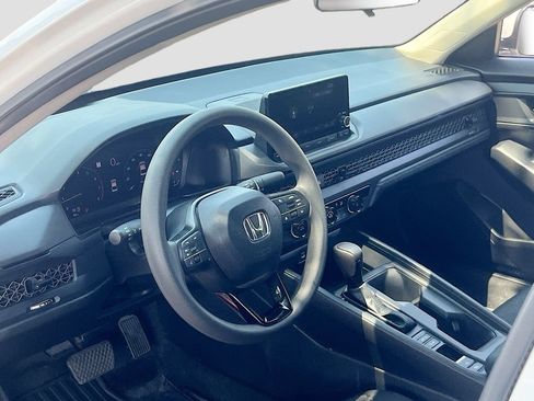 Used 2025 Honda Accord LX image 9