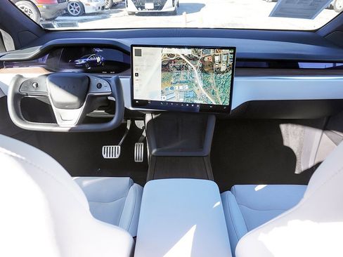 Used 2022 Tesla Model X Base image 45