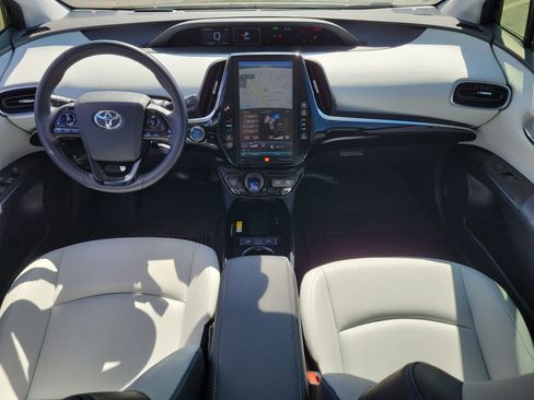 Used 2022 Toyota Prius Limited image 15