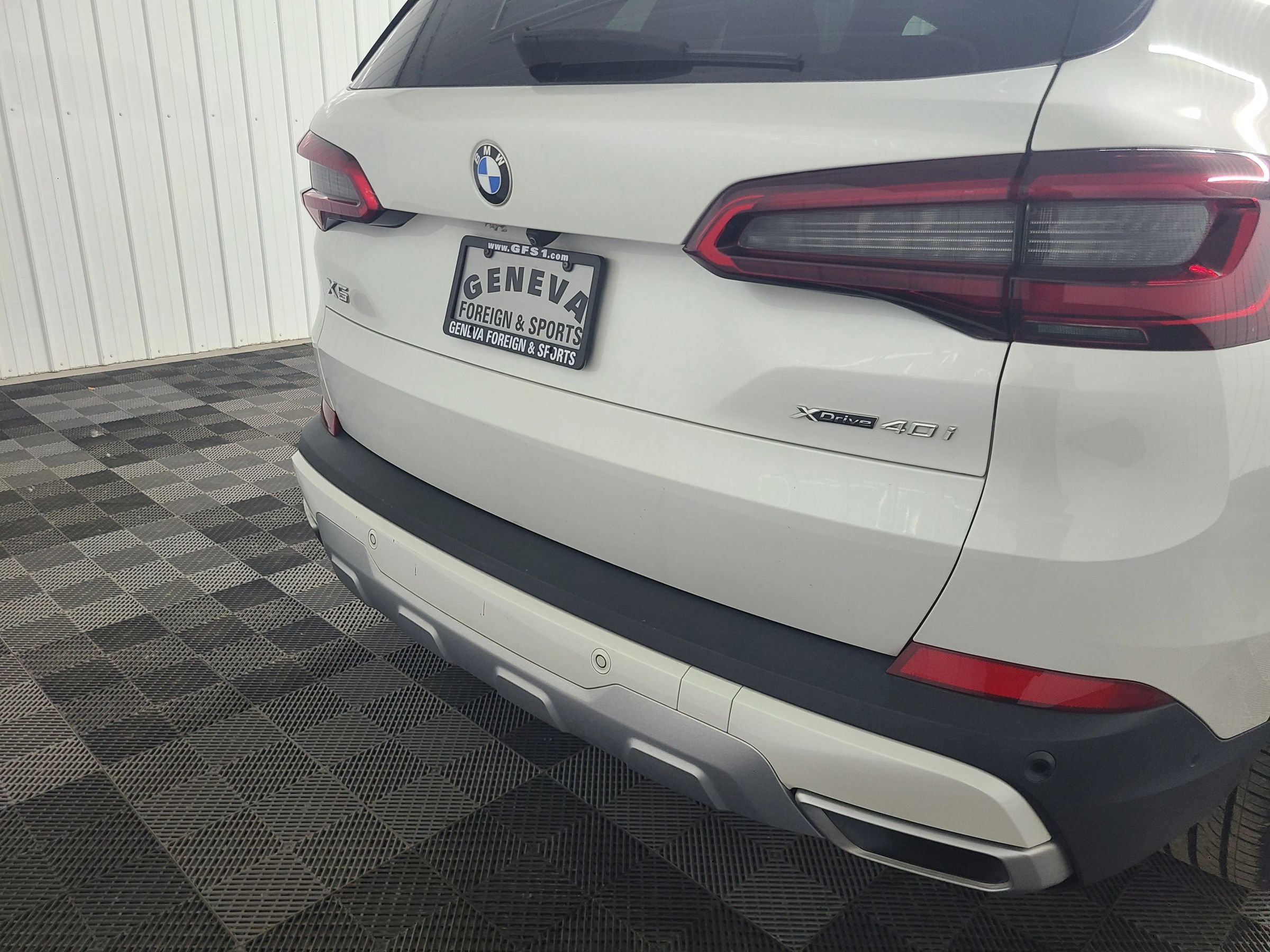 Used 2019 BMW X5 xDrive40i w/ Parking Assistance Package AWD/4WD image 19