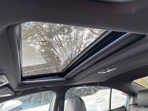 Used 2017 Subaru WRX Limited image 3