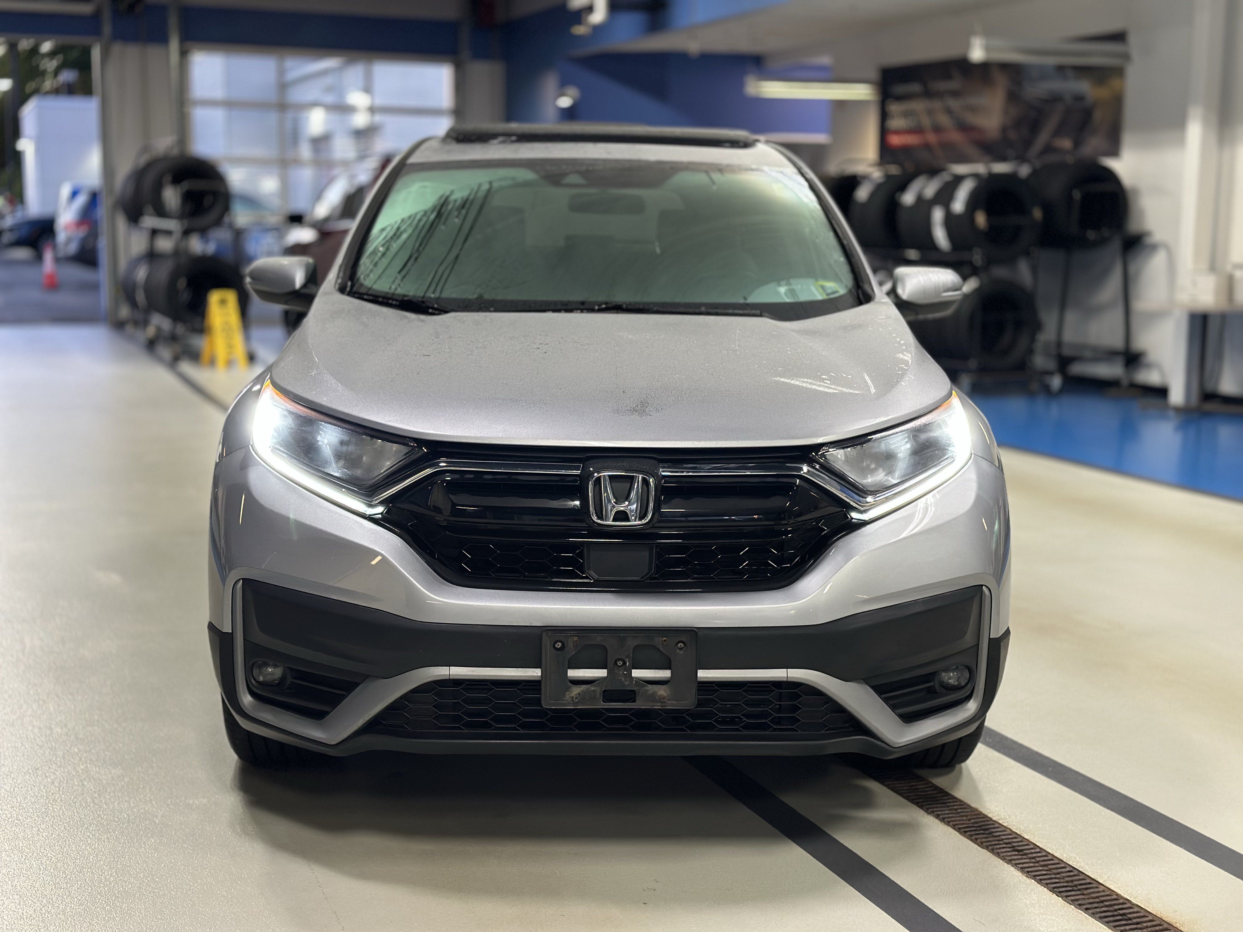 Used 2020 Honda CR-V EX image 2