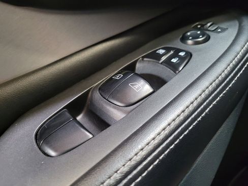 Used 2020 Nissan Murano SV FWD image 27