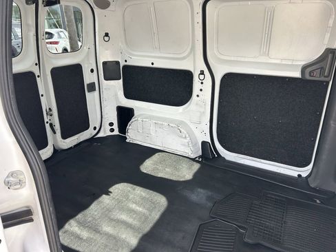 Used 2021 Nissan NV200 S w/ Back Door Glass Package image 13