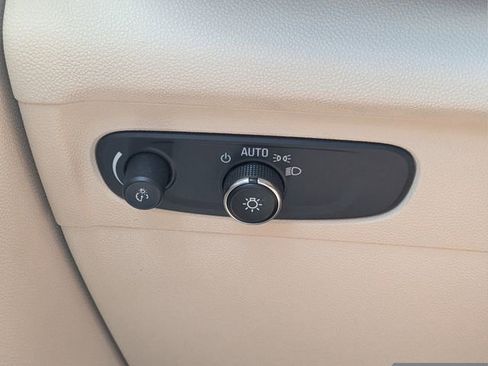 Used 2021 Buick Envision Preferred FWD image 21