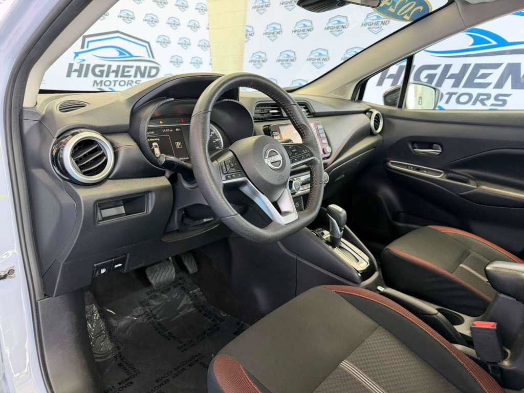 Used 2024 Nissan Versa SR FWD image 14