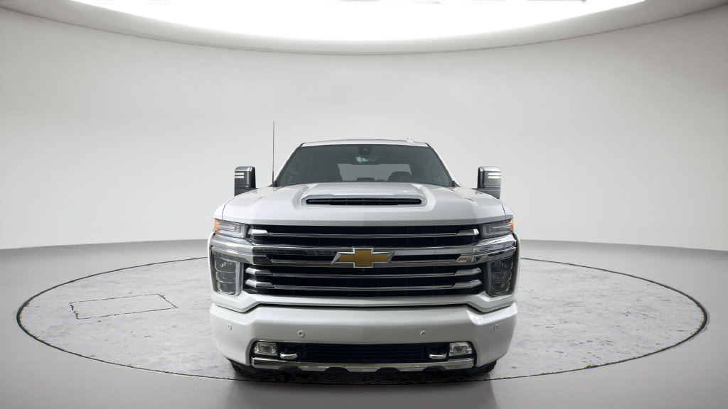 Used 2020 Chevrolet Silverado 3500 High Country w/ Technology Package AWD/4WD image 2