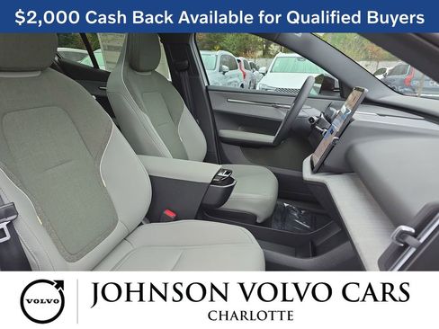 New 2025 Volvo EX30 Plus w/ Protection Package Premier image 10