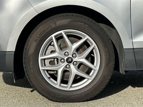 Used 2023 Ford Edge SEL image 32