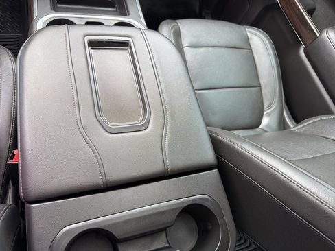 Used 2019 GMC Sierra 1500 SLT image 45