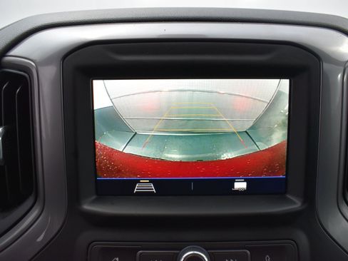 Certified 2022 Chevrolet Silverado 1500 Custom image 17