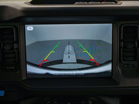 New 2025 Ford Bronco 4-Door image 26