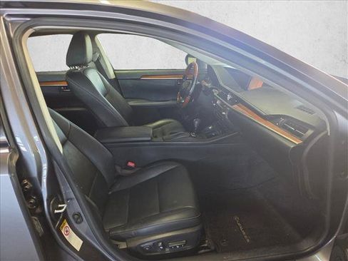 Used 2013 Lexus ES 300h w/ Premium Pkg FWD image 20