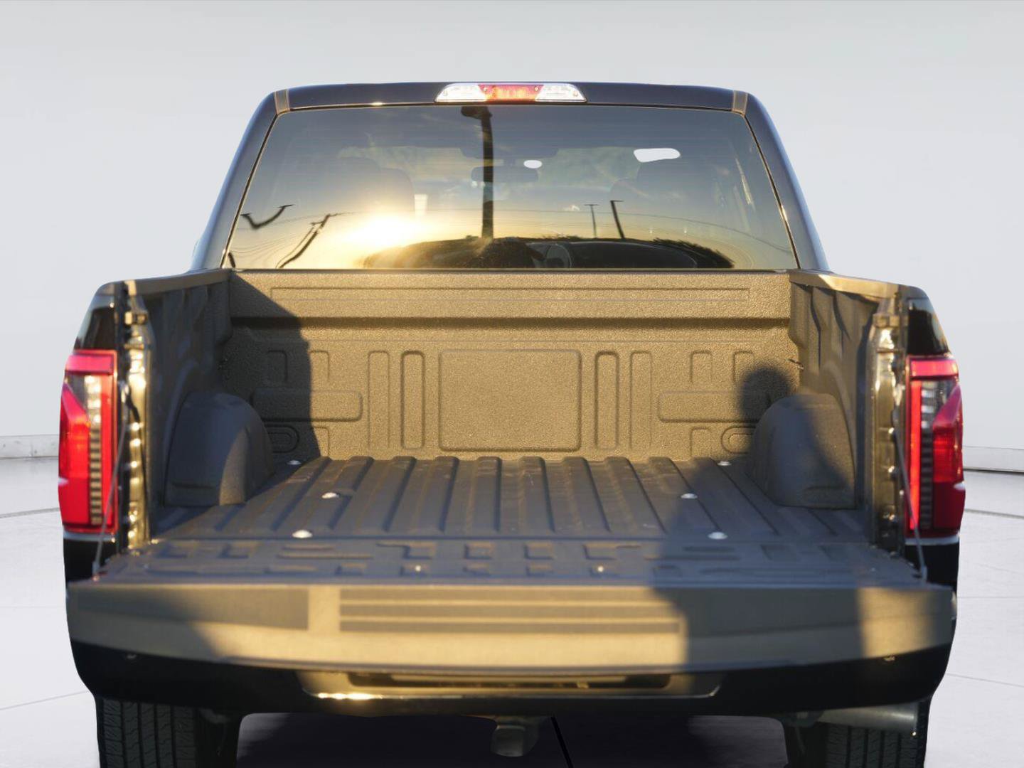 Used 2025 Ford F150 STX w/ Equipment Group 200A RWD image 31