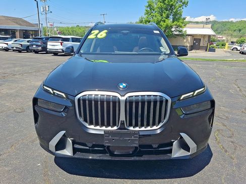 Used 2026 BMW X7 xDrive40i AWD/4WD image 21