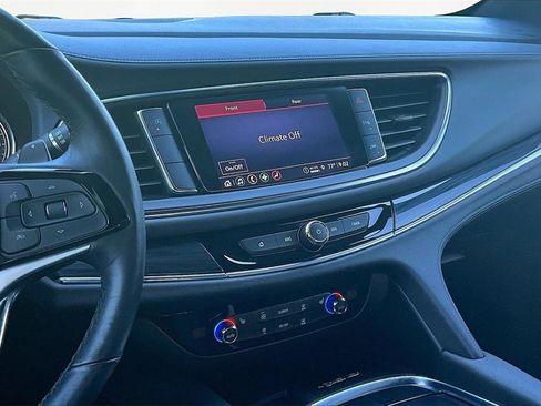 Used 2023 Buick Enclave Essence w/ Sport Touring Edition image 6