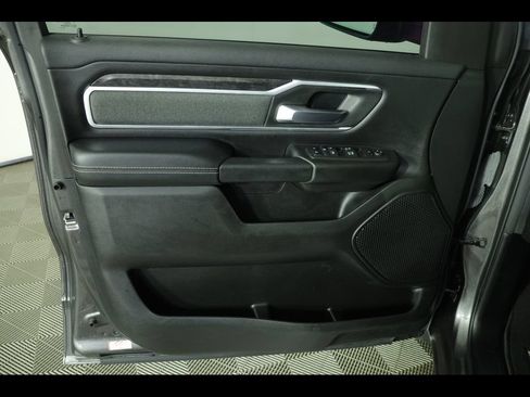 Used 2022 RAM 1500 Big Horn AWD/4WD image 23