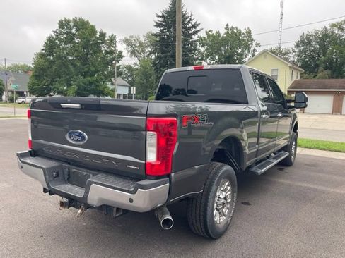 Used 2017 Ford F350 Lariat AWD/4WD image 4