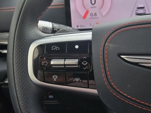 Used 2025 Genesis GV80 3.5T image 12