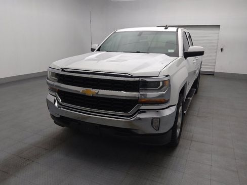 Used 2018 Chevrolet Silverado 1500 LT w/ Texas Edition RWD image 15