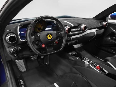 Certified 2022 Ferrari 812 Competizione image 2