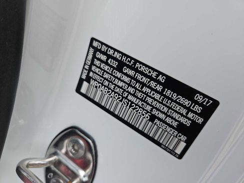 Used 2018 Porsche 911 Carrera 4S AWD/4WD image 37