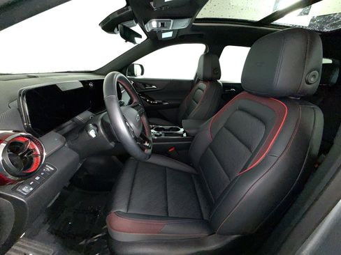 Used 2025 Chevrolet Equinox RS w/ Safety and Technology Package AWD/4WD image 13