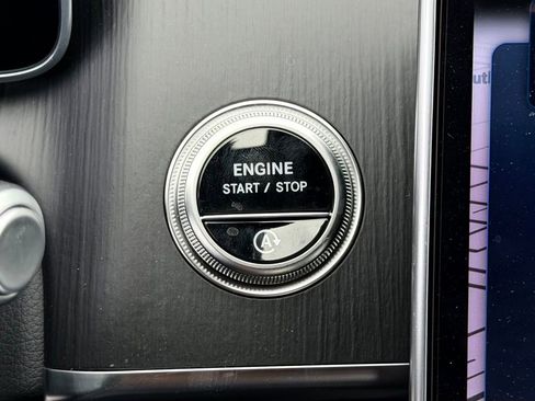 New 2025 Mercedes-Benz S 580 4MATIC Sedan image 26