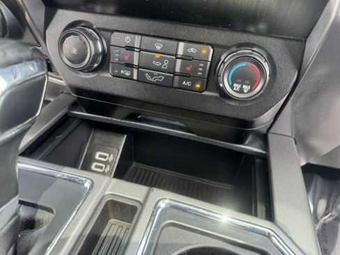 Used 2020 Ford F150 XLT w/ Equipment Group 302A Luxury AWD/4WD image 25