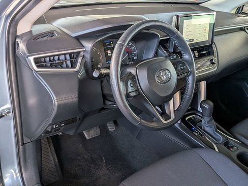 Certified 2023 Toyota Corolla Cross LE image 13