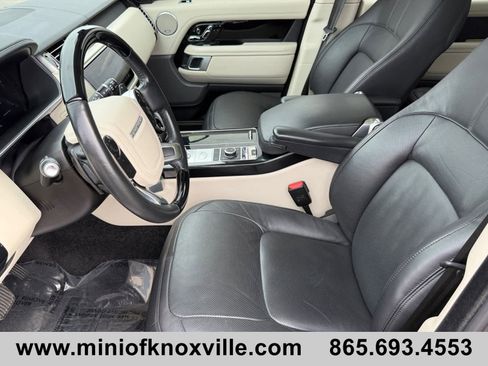 Used 2020 Land Rover Range Rover HSE image 11