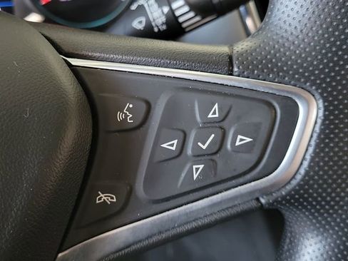 Used 2022 Chevrolet Equinox LT image 24