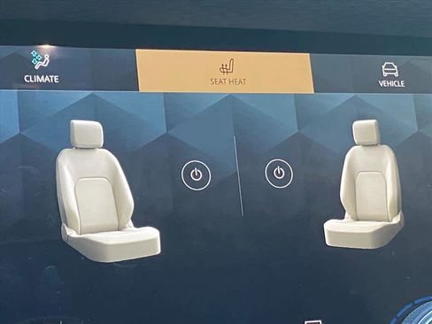 Used 2023 Land Rover Range Rover Velar R-Dynamic S image 17