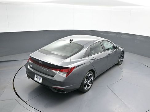 Certified 2023 Hyundai Elantra SEL w/ Convenience Package FWD image 37