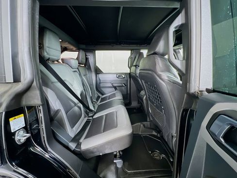 Certified 2024 Ford Bronco Black Diamond image 31