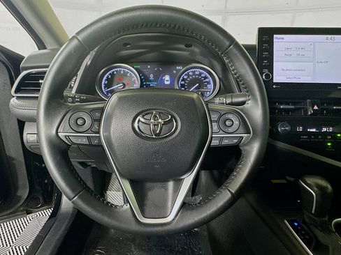 Used 2023 Toyota Camry XLE FWD image 15