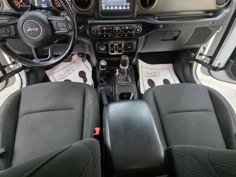 Used 2021 Jeep Wrangler Unlimited Sport AWD/4WD image 26