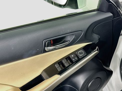 Used 2015 Lexus IS 250 w/ Navigation System Package RWD image 15
