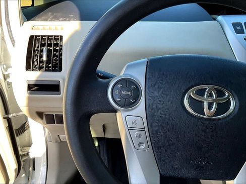 Used 2013 Toyota Prius V Three FWD image 11